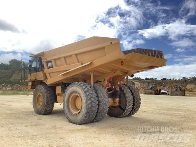 CAT 773E Dumper - Knickgelenk