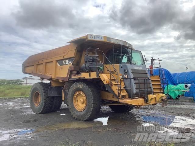 CAT 773F Dumper - Knickgelenk
