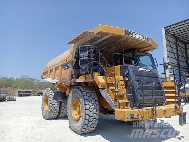 CAT 773F Dumper - Knickgelenk