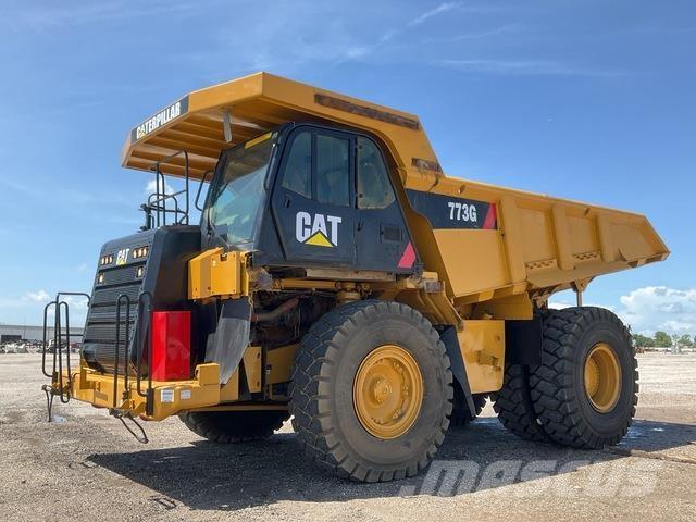 CAT 773G Dumper - Knickgelenk