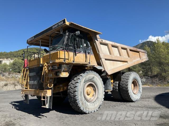 CAT 775E Dumper - Knickgelenk
