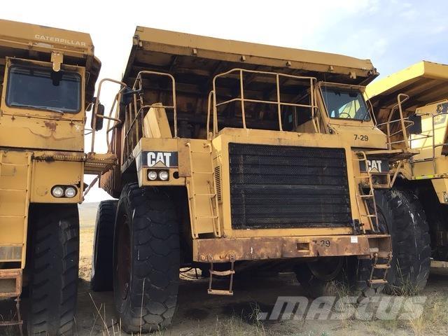 CAT 777 Dumper - Knickgelenk
