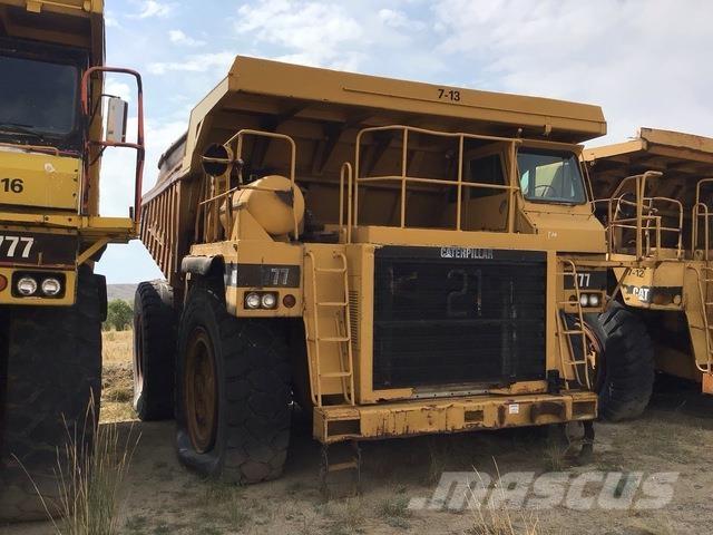 CAT 777 Dumper - Knickgelenk
