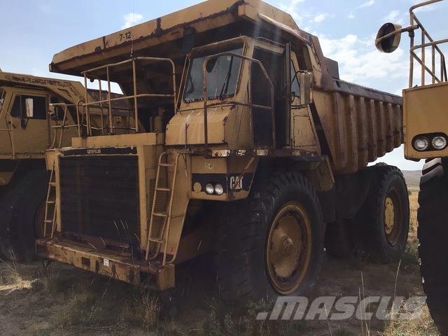 CAT 777 Dumper - Knickgelenk