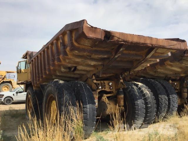 CAT 777 Dumper - Knickgelenk