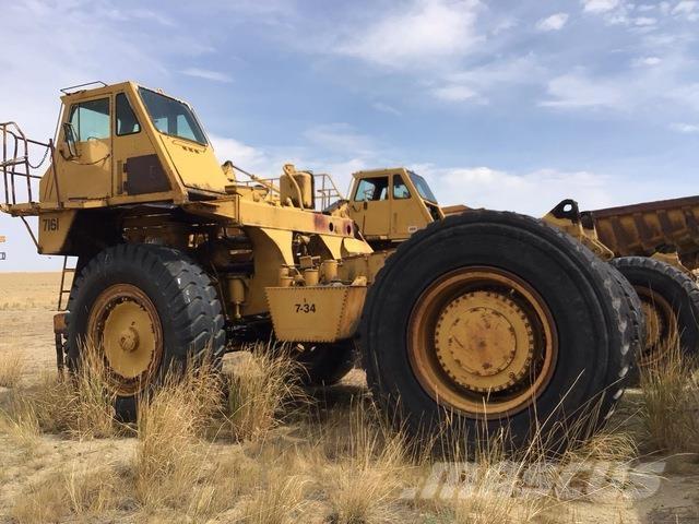 CAT 777 Dumper - Knickgelenk