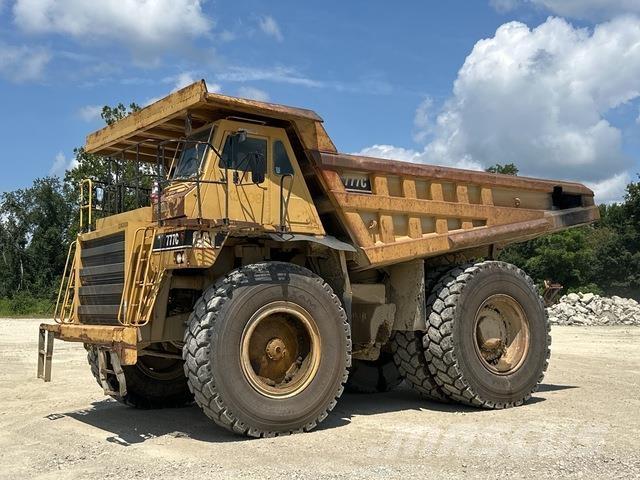 CAT 777C Dumper - Knickgelenk