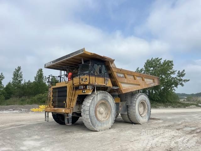 CAT 777D Dumper - Knickgelenk