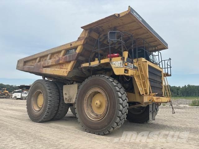 CAT 777D Dumper - Knickgelenk