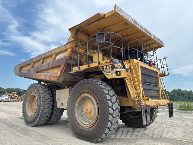 CAT 777D Dumper - Knickgelenk