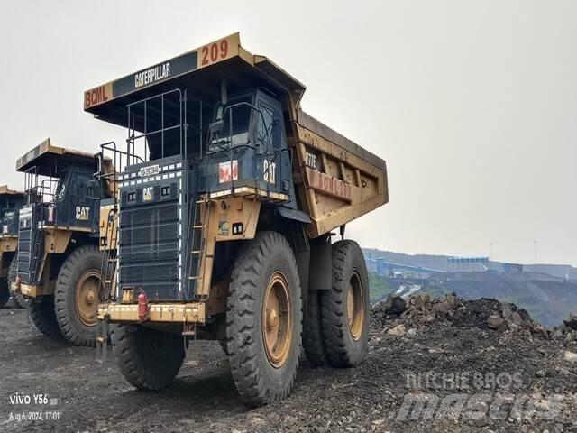 CAT 777E Dumper - Knickgelenk
