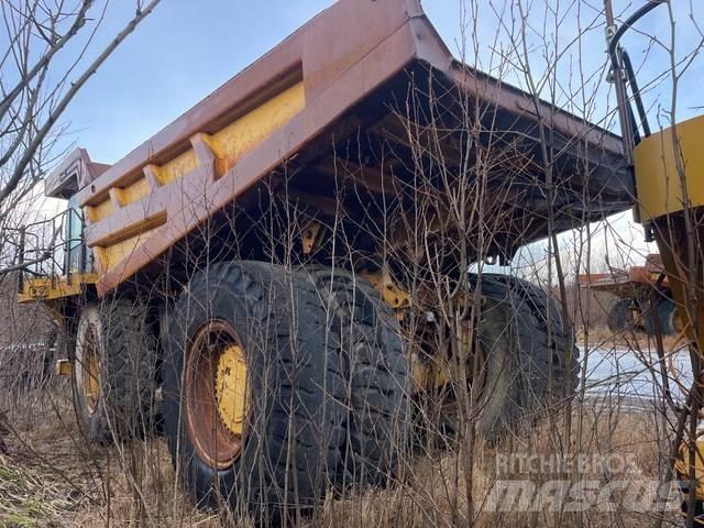 CAT 777F Dumper - Knickgelenk