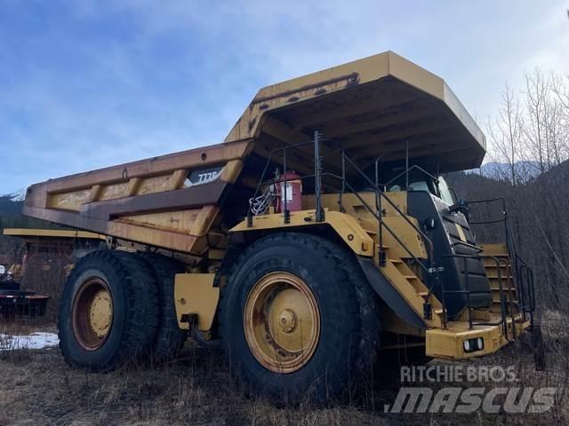 CAT 777F Dumper - Knickgelenk