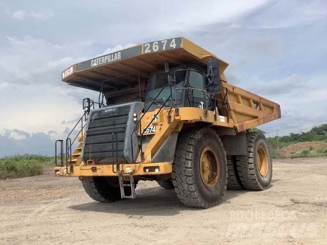 CAT 777F Dumper - Knickgelenk