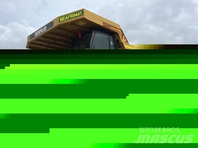 CAT 777F Dumper - Knickgelenk