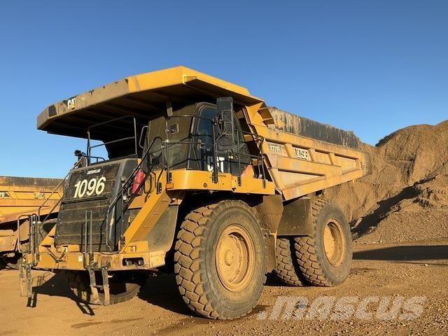 CAT 777F Dumper - Knickgelenk