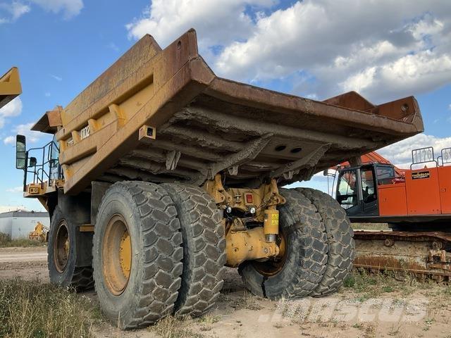 CAT 777F Dumper - Knickgelenk