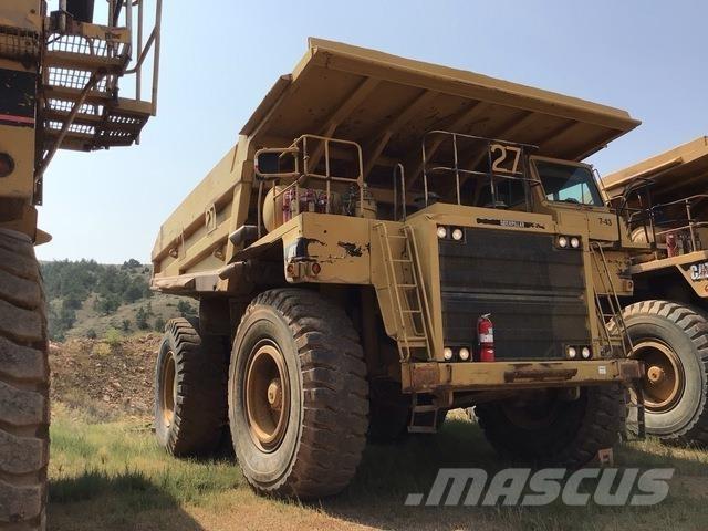 CAT 785 Dumper - Knickgelenk