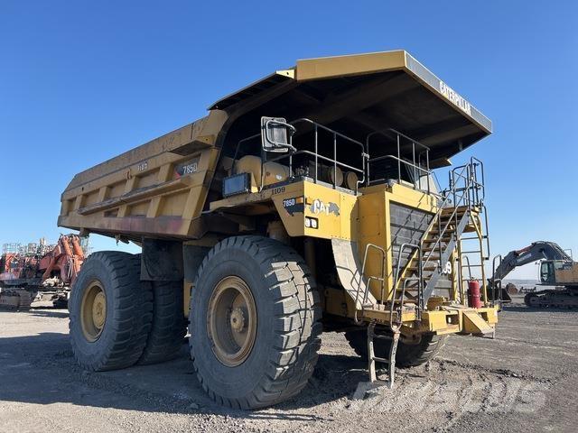 CAT 785D Dumper - Knickgelenk