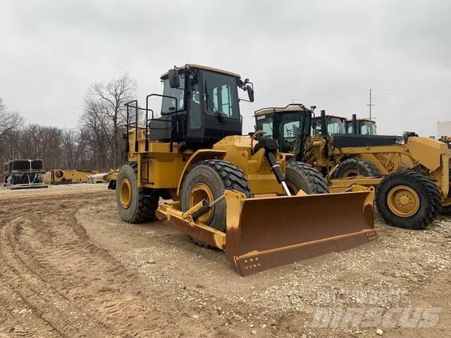 CAT 814K Raddozer
