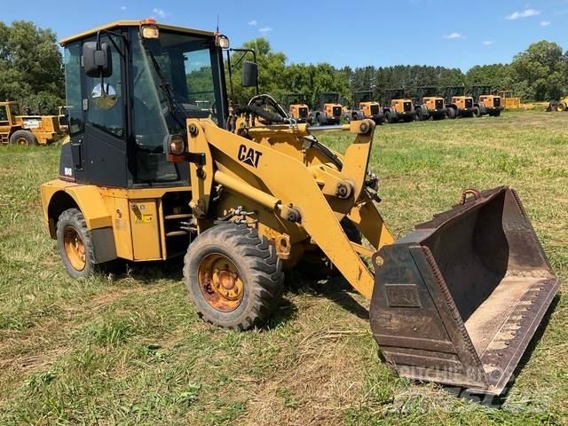 CAT 904B Radlader