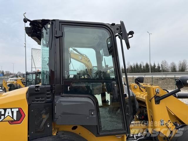 CAT 908 Radlader
