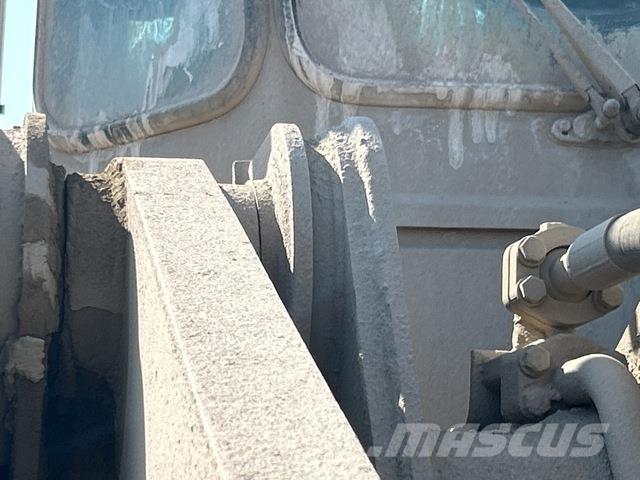 CAT 966D Radlader