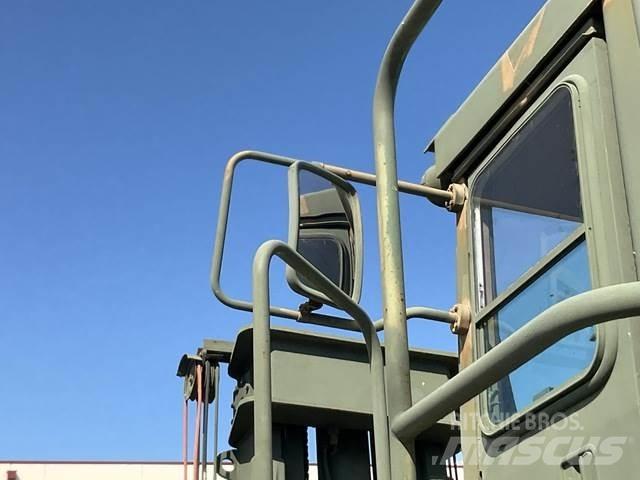 CAT 988B/DV43 Containerstapler