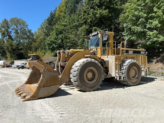 CAT 988F Radlader