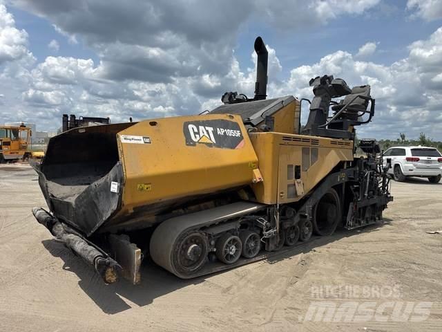 CAT AP1055F Strassenfertiger