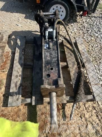 CAT B8 Hammer / Brecher
