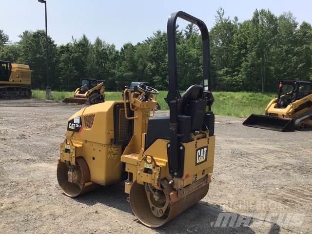 CAT CB1.8 Tandemwalzen