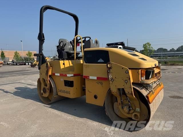 CAT CB34 Tandemwalzen