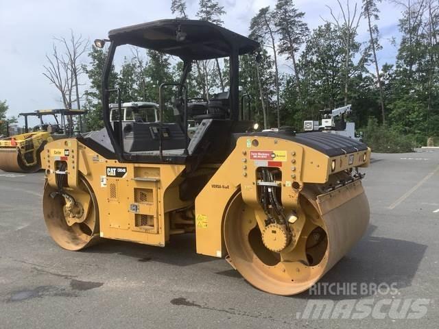 CAT CB54B Tandemwalzen