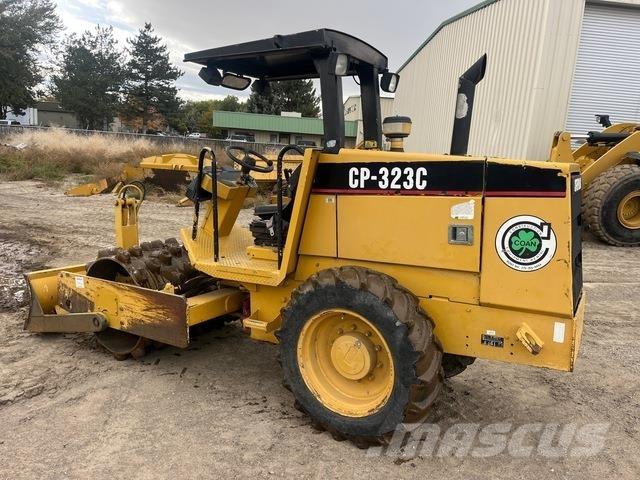 CAT CP-323C Walzenzüge