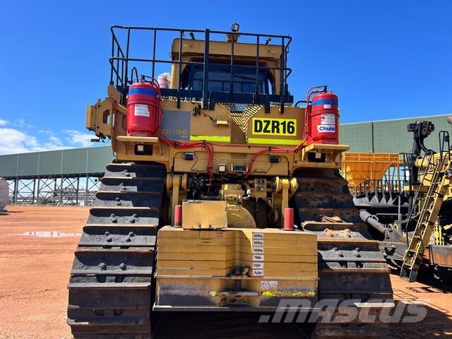 CAT D11T Bulldozer