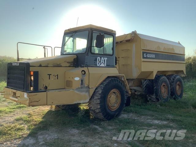 CAT D300E Wassertanker