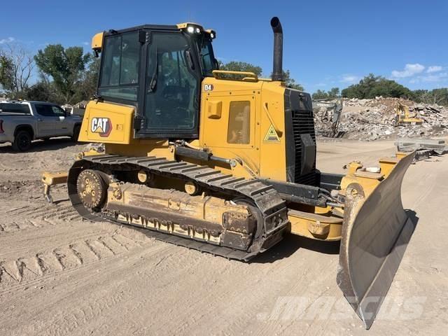 CAT D4 Bulldozer