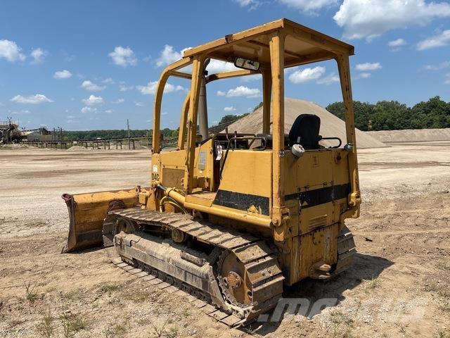 CAT D4C Bulldozer