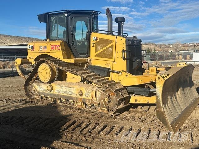 CAT D6 Bulldozer