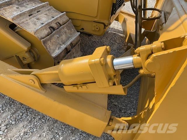 CAT D6T Bulldozer
