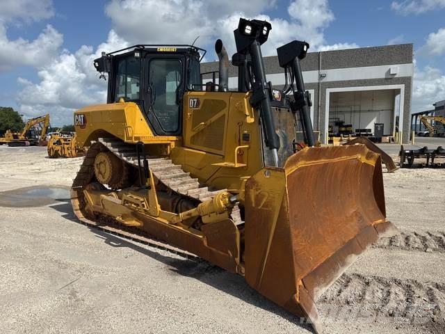 CAT D7 Bulldozer