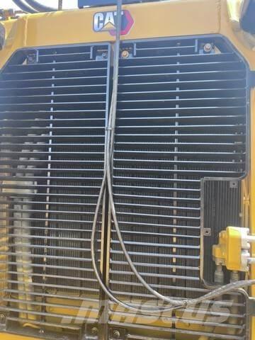 CAT D8GC Bulldozer