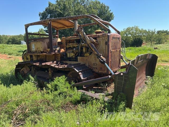 CAT D8H Bulldozer