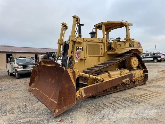 CAT D8N Bulldozer