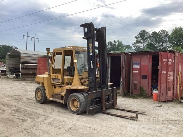 CAT DP70 Sonstige Baumaschinen