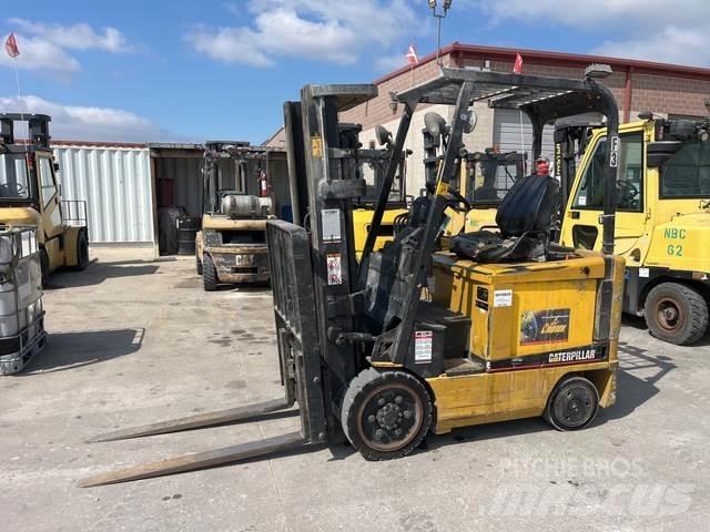 CAT EC25K Elektro Stapler