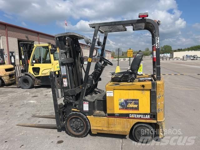 CAT EC25K Elektro Stapler
