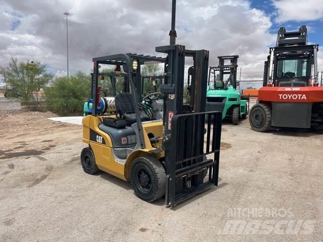CAT GP20N Sonstige Baumaschinen