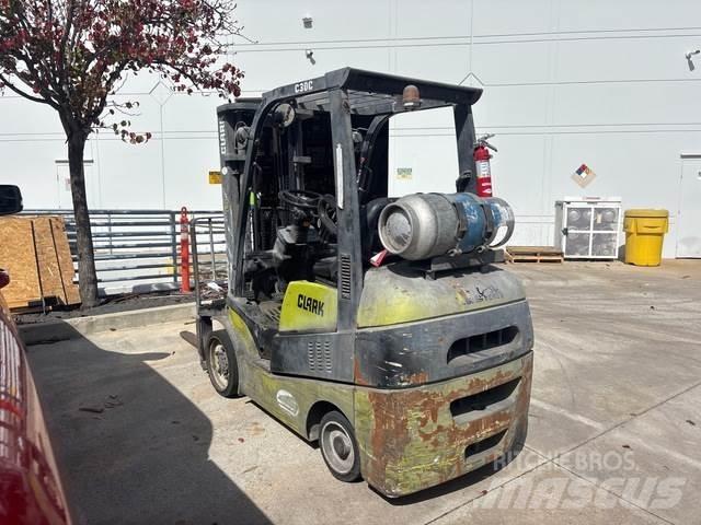 Clark C30GL Sonstige Baumaschinen